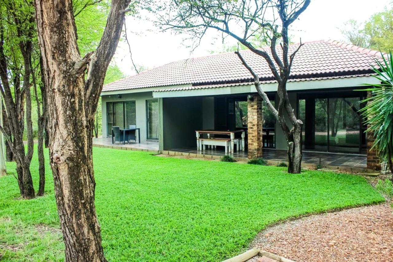 Rip Van Winkel Guest House Lephalale Экстерьер фото