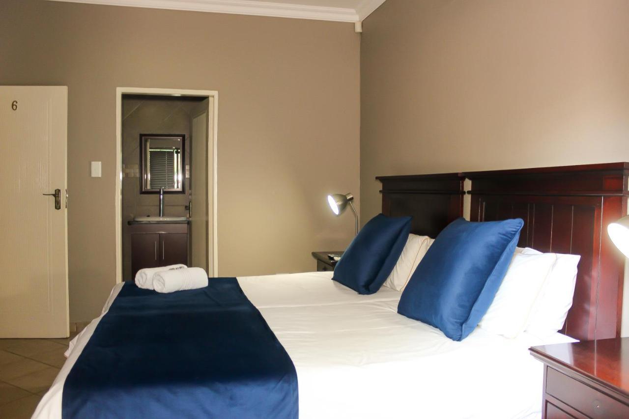 Rip Van Winkel Guest House Lephalale Экстерьер фото